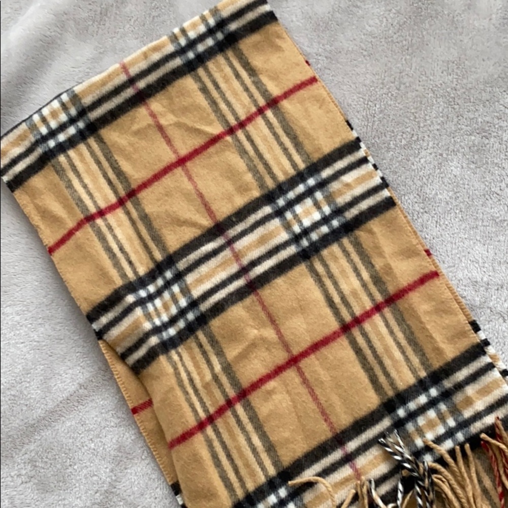 Scarf - Picture 3 of 3